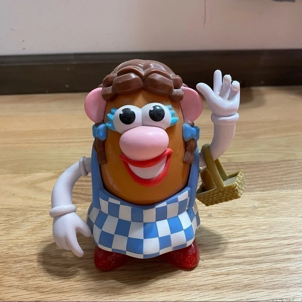 Dorothy Wizard of Oz Potato Head Hasbro Kids Toy Collectible
